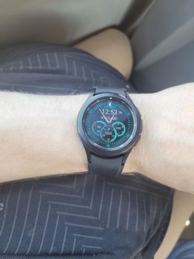 Лот: 23507497. Фото: 1. Samsung galaxy watch ⌚️ 4 classic. Смарт-часы, фитнес-браслеты, аксессуары
