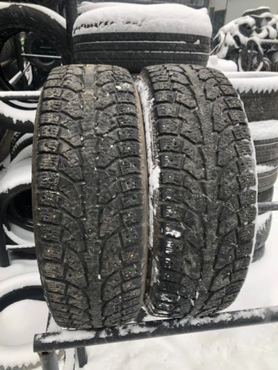 Лот: 21102255. Фото: 1. 2шт. 225-65-17 Hankook I*Pike... Шины