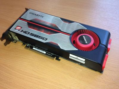 Лот: 7475398. Фото: 1. ATI Radeon HD 5850 1G. gigabyte. Видеокарты