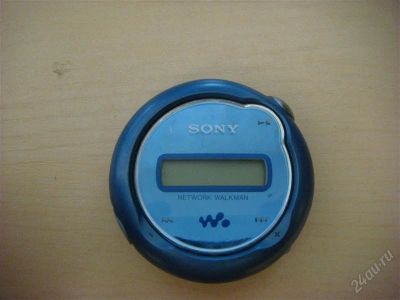 Лот: 920692. Фото: 1. MP3 плейер SONY WALKMAN NW-E107. Плееры