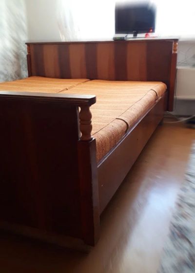 Лот: 12579936. Фото: 1. Двуспальная кровать в хорошем... Кровати