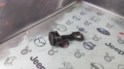 Лот: 23586333. Фото: 1. Поршень с шатуном Mercedes-Benz... Двигатель и элементы двигателя