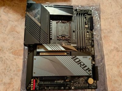 Лот: 21129762. Фото: 1. Gigabyte Z690 Aorus Ultra. Материнские платы