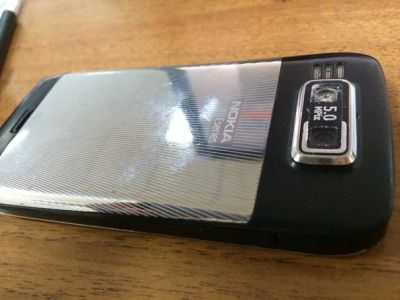 Лот: 3960420. Фото: 1. Nokia E72. Кнопочные мобильные телефоны