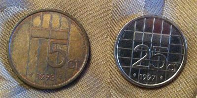 Лот: 2588566. Фото: 1. 5 и 25 центов Нидерланды. Европа
