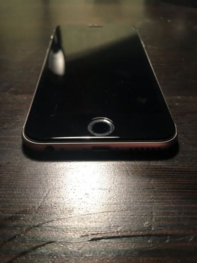 Лот: 12122478. Фото: 1. iPhone 6S 16GB Space Grey. Смартфоны