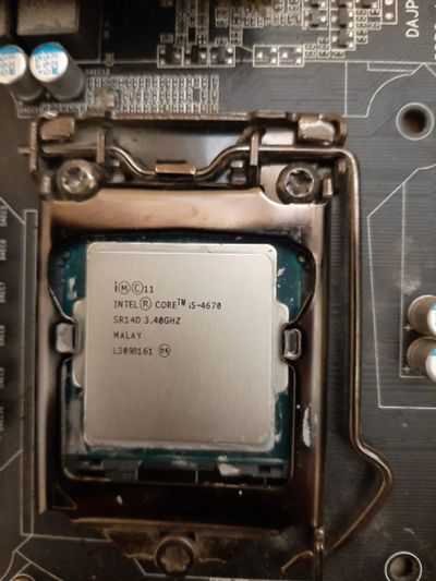 Лот: 19258085. Фото: 1. Процессор i5-4670 lga 1150 + мат... Комплекты запчастей