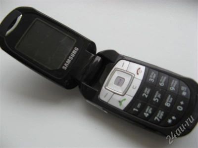 Лот: 351547. Фото: 1. Samsung E570. Кнопочные мобильные телефоны