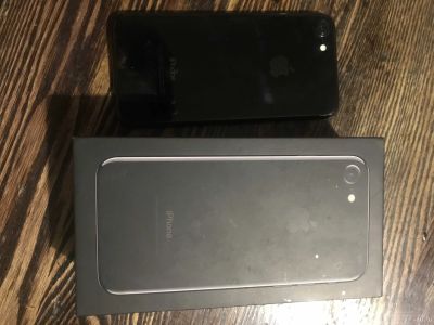 Лот: 15519794. Фото: 1. Iphone 7 128 jet black. Смартфоны