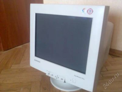 Лот: 752028. Фото: 1. Монитор Samsung sinc master 757NF... ЭЛТ-мониторы