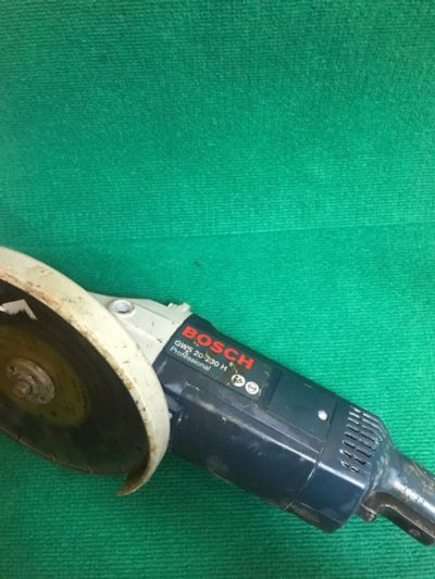 Лот: 24124671. Фото: 1. Болгарка Bosch GWS 20-230 H (3432К... Электроинструмент
