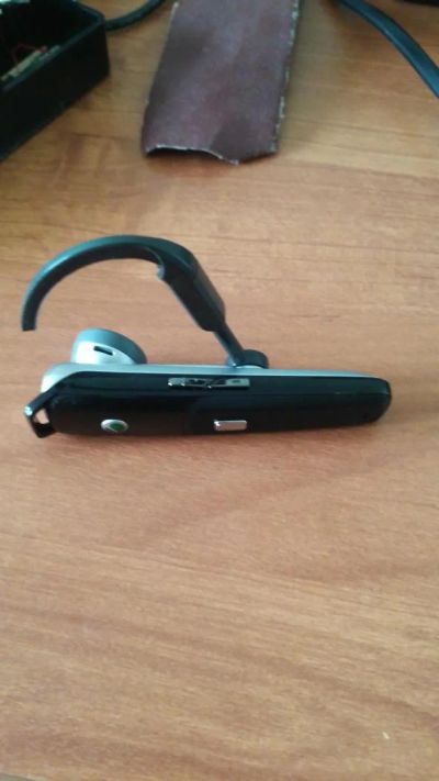 Лот: 7724282. Фото: 1. Bluetooth-гарнитура Sony Ericsson... Красноярск