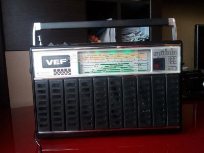 Лот: 10091526. Фото: 1. Радиоприемник VEF 232 добавлен... Предметы интерьера и быта