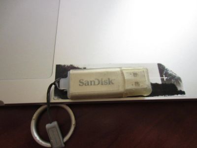 Лот: 4355735. Фото: 1. SanDisk Cruzer Micro 4GB. USB-флеш карты