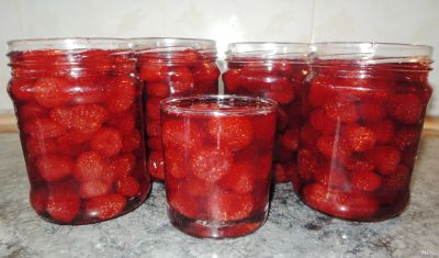 Лот: 13878965. Фото: 1. Домашнее клубничное варенье (0... Домашние заготовки