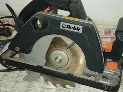 Лот: 441081. Фото: 1. Продам пилу ручную циркулярную... Электроинструмент