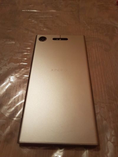 Лот: 14561215. Фото: 1. Sony Xperia XZ1. Смартфоны