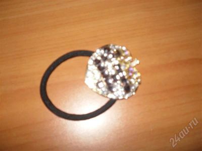 Лот: 663425. Фото: 1. Красивая заколка клубничка. Заколки, вееры, расчёски