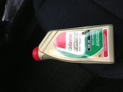 Лот: 3269131. Фото: 1. Масло моторное Castrol EDGE 5W-30... Масла, жидкости