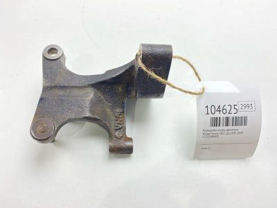 Лот: 24982765. Фото: 1. Кронштейн опоры двигателя Nissan... Двигатель и элементы двигателя