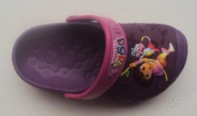 Лот: 1868096. Фото: 1. crocs с дашей(dora). Другое (обувь)