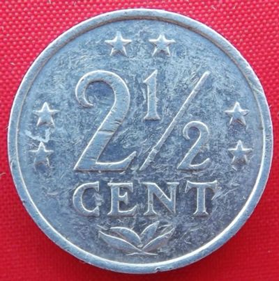 Лот: 1577778. Фото: 1. (№402/LF) 2,5 цента 1980 (Антильские... Америка