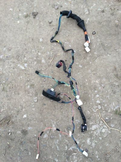 Лот: 5561421. Фото: 1. Проводка двери Toyota Avensis. Электрооборудование
