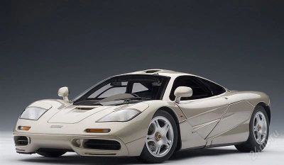 Лот: 1548587. Фото: 1. Autoart McLaren F1 1:18. Автомоделизм
