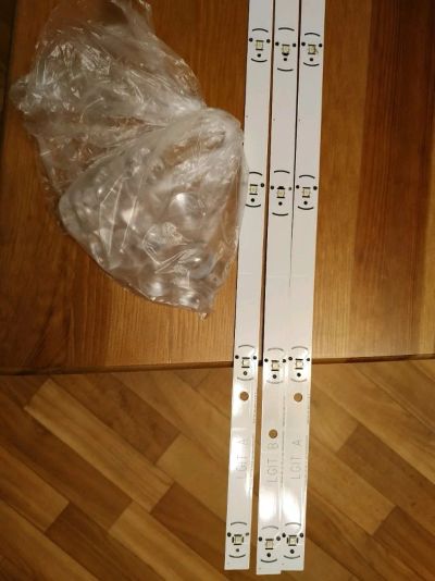 Лот: 13900459. Фото: 1. Планки подсветки LG 32". Запчасти для остальной бытовой техники