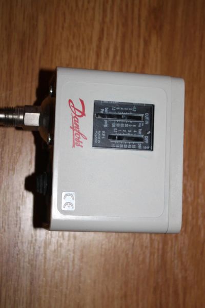 Лот: 6516760. Фото: 1. Прессостаты Danfoss. Тепловая автоматика