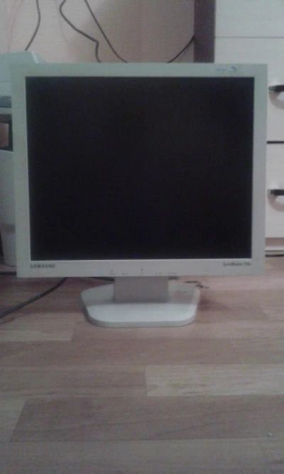 Лот: 6980511. Фото: 1. монитор Samsung SyncMaster 710v... ЖК-мониторы