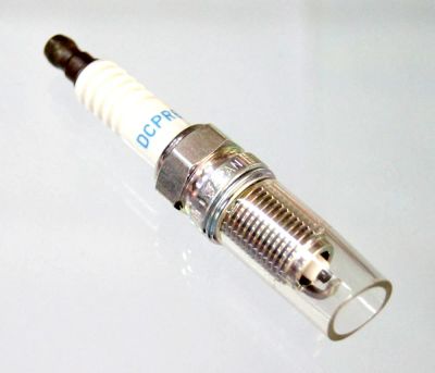 Лот: 21364948. Фото: 1. Свеча зажигания (NGK) DCPR6E. Запчасти для лодок, катеров, лодочных моторов