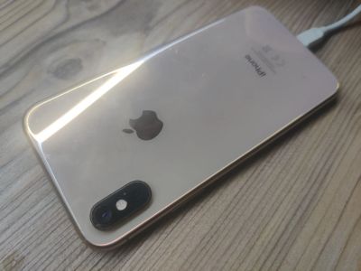 Лот: 21059030. Фото: 1. Apple iPhone XS gold 64gb. Смартфоны