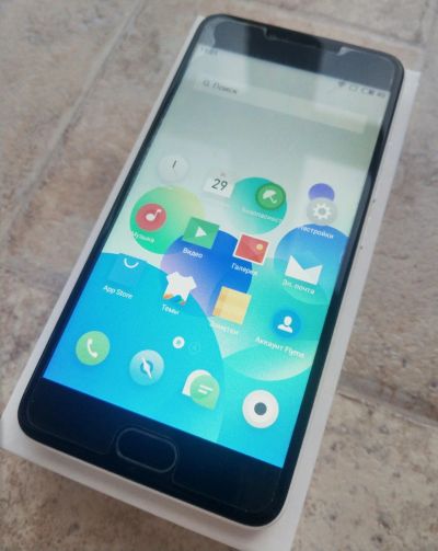 Лот: 14704460. Фото: 1. Смартфон Meizu M5 белый. Смартфоны