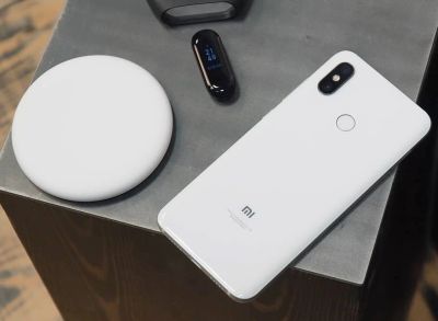 Лот: 12249172. Фото: 1. Беспроводная зарядка Xiaomi Wireless... Зарядные устройства, блоки питания, адаптеры сетевые для смартфонов
