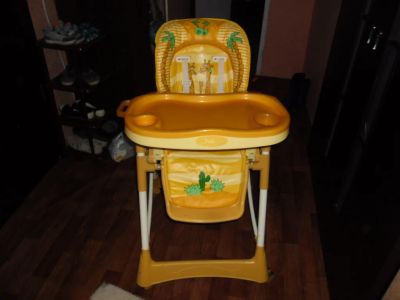 Лот: 4545342. Фото: 1. Стульчик для кормления Jetem Deluxe. Стульчики для кормления