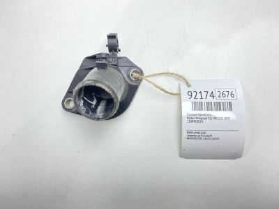 Лот: 23597210. Фото: 1. Крышка термостата Nissan Wingroad... Двигатель и элементы двигателя