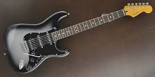 Лот: 4361941. Фото: 1. Fender Stratocaster HSS Silverburst. Гитары