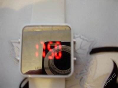 Лот: 1500957. Фото: 1. LED светодиодные часы - белые... Другие наручные часы