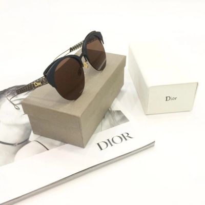 Лот: 9132395. Фото: 1. Солнцезащитные очки DIOR коллекции... Очки солнцезащитные