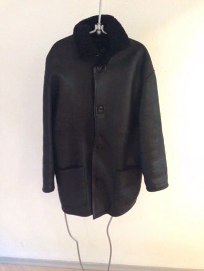 Лот: 8438072. Фото: 1. Дубленка мужская Hugo Boss, 48р. Верхняя одежда