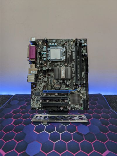 Лот: 25070898. Фото: 1. Материнская плата MSI/1333/LGA775... Материнские платы