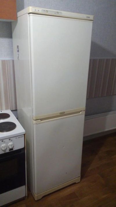 Лот: 4693685. Фото: 1. продам холодильник Stinol. Холодильники, морозильные камеры