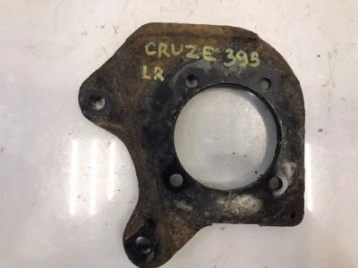 Лот: 21706900. Фото: 1. кронштейн суппорта Chevrolet Cruze... Двигатель и элементы двигателя