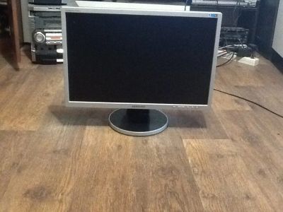 Лот: 8774891. Фото: 1. Компьютерный ЖК монитор samsung. ЖК-мониторы