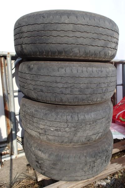 Лот: 18928080. Фото: 1. Bridgestone Dueler H/T 265/65... Шины