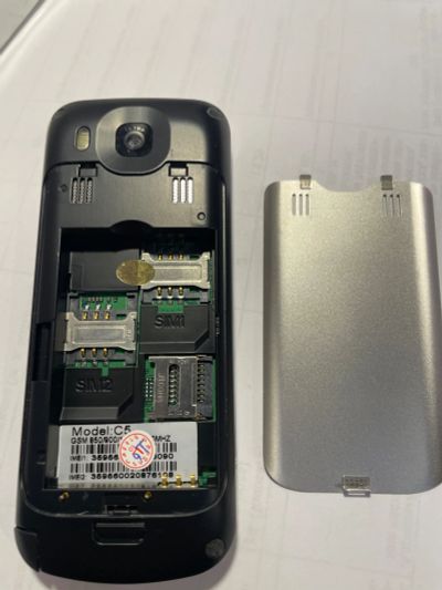 Лот: 25408895. Фото: 1. Телефон китайский - 5 - Nokia... Кнопочные мобильные телефоны