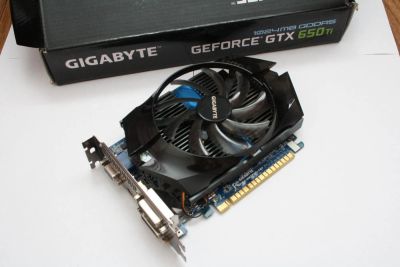 Лот: 9805345. Фото: 1. Видеокарта gigabyte GeForce GTX... Видеокарты