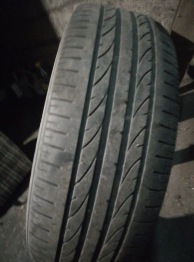Лот: 15917786. Фото: 1. Bridgestone Dueler H/P. Шины