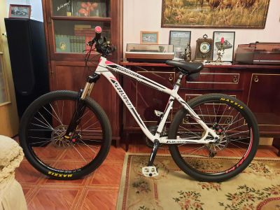 Лот: 20294467. Фото: 1. Велосипед Specialized Hardrock... Велосипеды